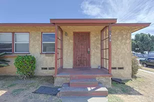 10956 S Western Ave, Los Angeles, CA 90047 - Photo 2