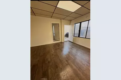 819 W 102nd St, Los Angeles, CA 90044 - Photo 16