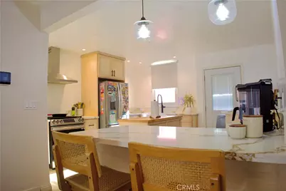 819 W 102nd St, Los Angeles, CA 90044 - Photo 14