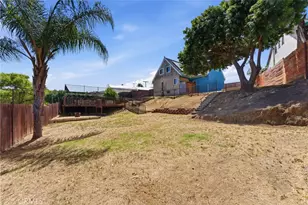 1437 W I, Wilmington, CA 90744 - Photo 28