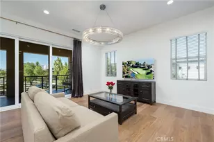 251 Follyhatch, Irvine, CA 92618 - Photo 4