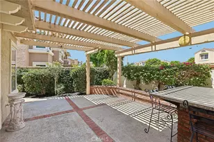 2521 Avenita Alpera, Tustin, CA 92782 - Photo 32