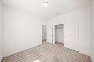 126 Baluster, Irvine, CA 92618 - Photo 36