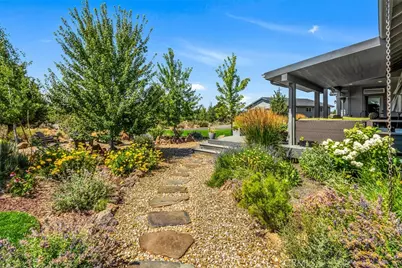 60870 Billadeau, Outside Area (Outside Ca), CA 97702 - Photo 12