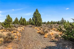 60870 Billadeau, Outside Area (Outside Ca), CA 97702 - Photo 32