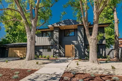 24245 Hatteras, Woodland Hills, CA 91367 - Photo 2