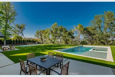 24245 Hatteras, Woodland Hills, CA 91367 - Photo 4
