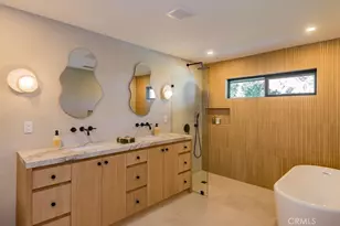24245 Hatteras, Woodland Hills, CA 91367 - Photo 38