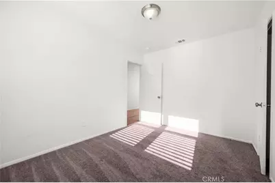 7557 Toyon Avenue, Fontana, CA 92336 - Photo 14