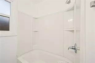7557 Toyon Ave, Fontana, CA 92336 - Photo 22