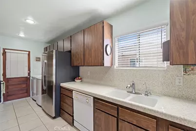 4945 Adenmoor, Lakewood, CA 90713 - Photo 12