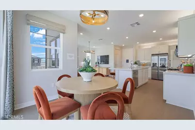 2207 Aneto Way, Santa Paula, CA 93060 - Photo 4