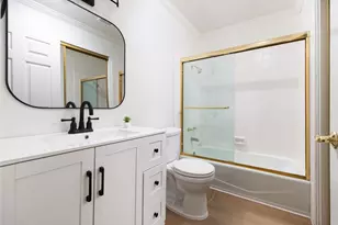 55 Sea Island, Newport Beach, CA 92660 - Photo 16