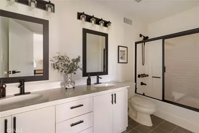 2054 Kenilworth, Los Angeles, CA 90039 - Photo 20