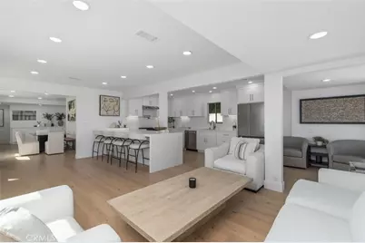 233 Santa Ana, Newport Beach, CA 92663 - Photo 14