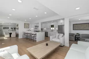 233 Santa Ana, Newport Beach, CA 92663 - Photo 14