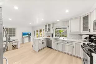 54 Willow Tree, Irvine, CA 92612 - Photo 12
