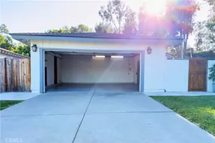 21561 Pedroso, Mission Viejo, CA 92691 - Photo 34