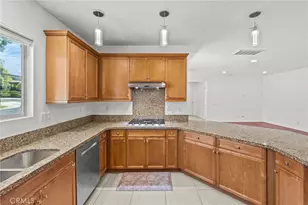 61 Distant Star, Irvine, CA 92618 - Photo 14