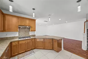 61 Distant Star, Irvine, CA 92618 - Photo 16
