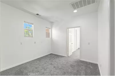 61 Distant Star, Irvine, CA 92618 - Photo 32
