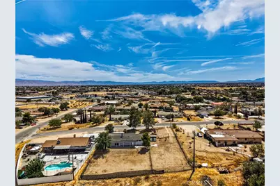 15842 Malpais Lane, Victorville, CA 92394 - Photo 30