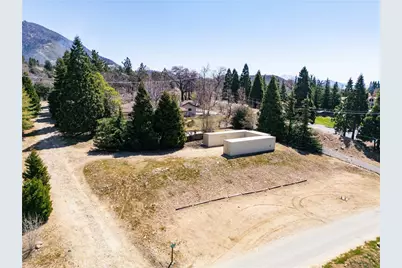 39285 Snowline, Yucaipa, CA 92399 - Photo 10