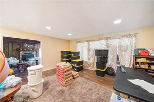 39285 Snowline, Yucaipa, CA 92399 - Photo 14