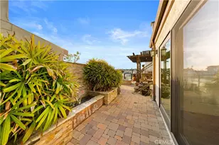 16455 Ladona Cir, Huntington Beach, CA 92649 - Photo 46