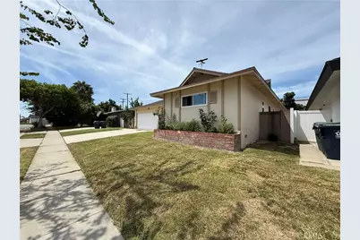 16451 Rhone, Huntington Beach, CA 92647 - Photo 2