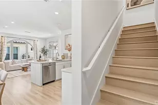 115 Tubeflower, Irvine, CA 92618 - Photo 18