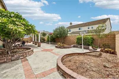 14045 Silent Stream Court, Jurupa, CA 92880 - Photo 32
