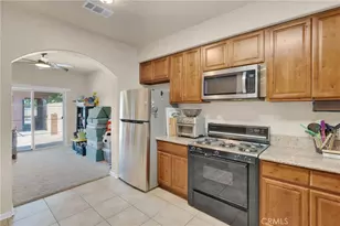 14104 Kiowa Rd, Apple Valley, CA 92307 - Photo 16