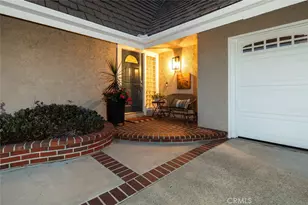 15181 Touraine, Irvine, CA 92604 - Photo 4