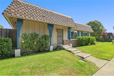 4361 Larwin Avenue, Cypress, CA 90630 - Photo 2