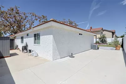 16716 Dory, Cerritos, CA 90703 - Photo 38