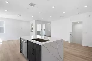 2747 Everly Dr, San Diego, CA 92108 - Photo 10