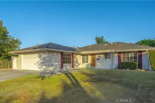 23051 Cavanaugh Rd, Lake Forest, CA 92630 - Photo 2
