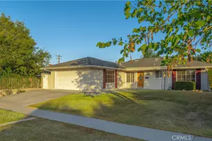 23051 Cavanaugh Rd, Lake Forest, CA 92630 - Photo 2