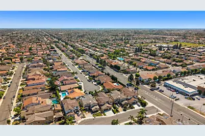 9042 Lemongrass Court, Fountain Valley, CA 92708 - Photo 52
