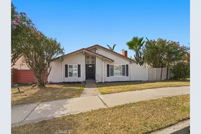 330 W Devonshire Drive, Oxnard, CA 93030 - Photo 2