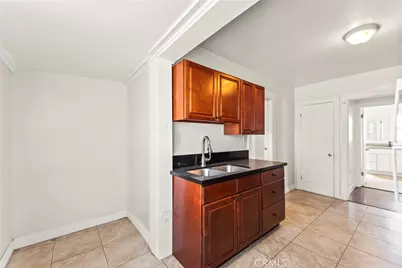 2320 W 25th, Los Angeles, CA 90018 - Photo 30