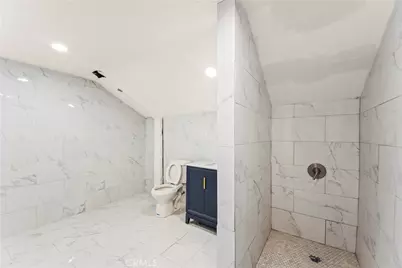 2320 W 25th, Los Angeles, CA 90018 - Photo 26