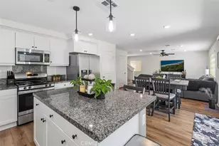 32225 Rambling Ct, Winchester, CA 92596 - Photo 8