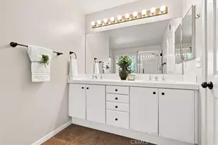 11 Kirkland, Irvine, CA 92602 - Photo 20