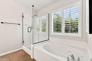 11 Kirkland, Irvine, CA 92602 - Photo 22