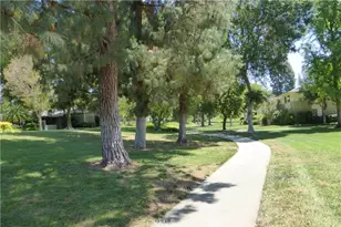 2054 Via Mariposa, Laguna Woods, CA 92637 - Photo 40