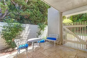 2054 Via Mariposa, Laguna Woods, CA 92637 - Photo 2