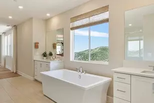 29798 Camino La Cumbre, Valencia, CA 91354 - Photo 16