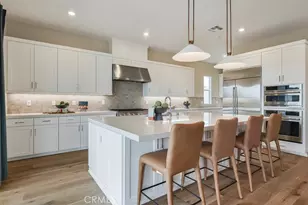 29798 Camino La Cumbre, Valencia, CA 91354 - Photo 2